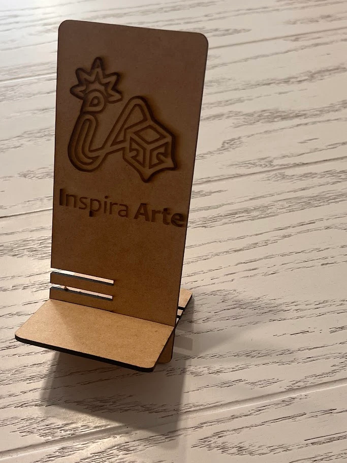 Portacelular de MDF Personalizable para Escritorio
