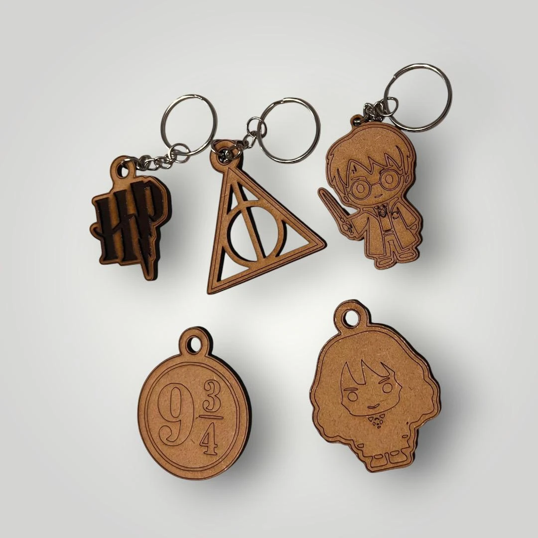 Llaveros de Harry Potter en MDF con diseños variados